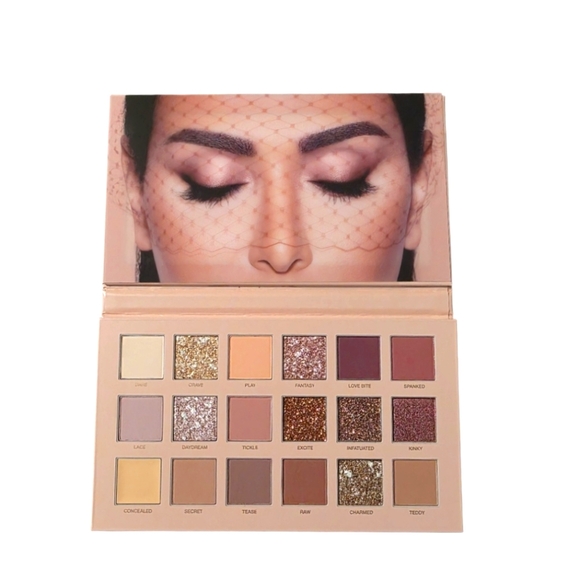Huda Beauty The New Nude Eyeshadow Palette - Picture 1 of 8